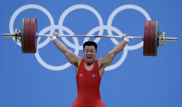 Παγκόσμιο ρεκόρ ο Γκουκ Κιμ, δύο Ολυμπιακά ρεκόρ η Λι στην άρση βαρών